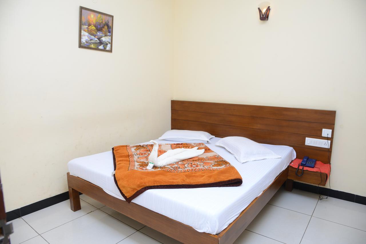 Hotel Ezhil Residency Kodaikanal Exteriér fotografie